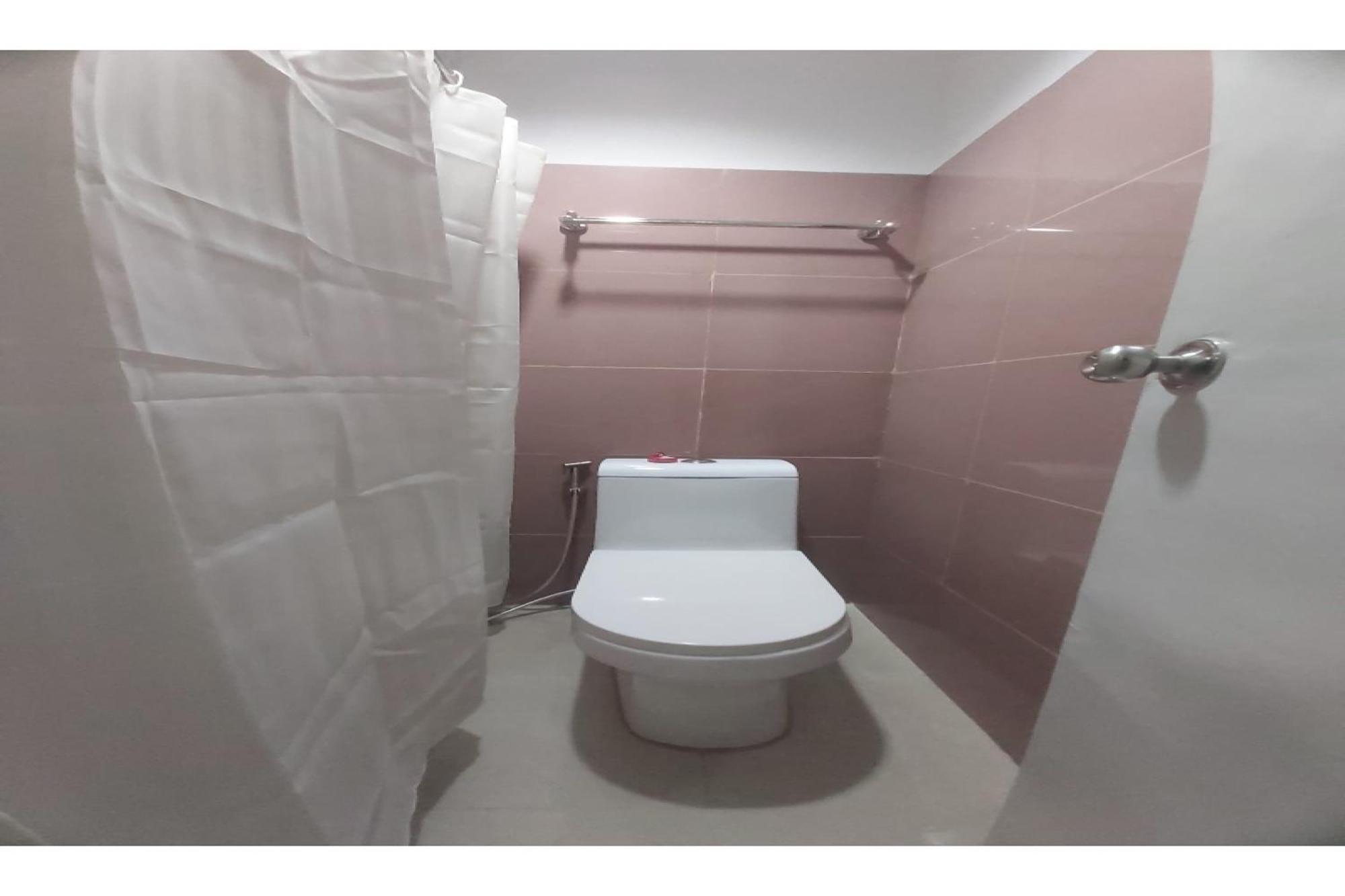 Nest Suites Quezon City Eksteriør billede
